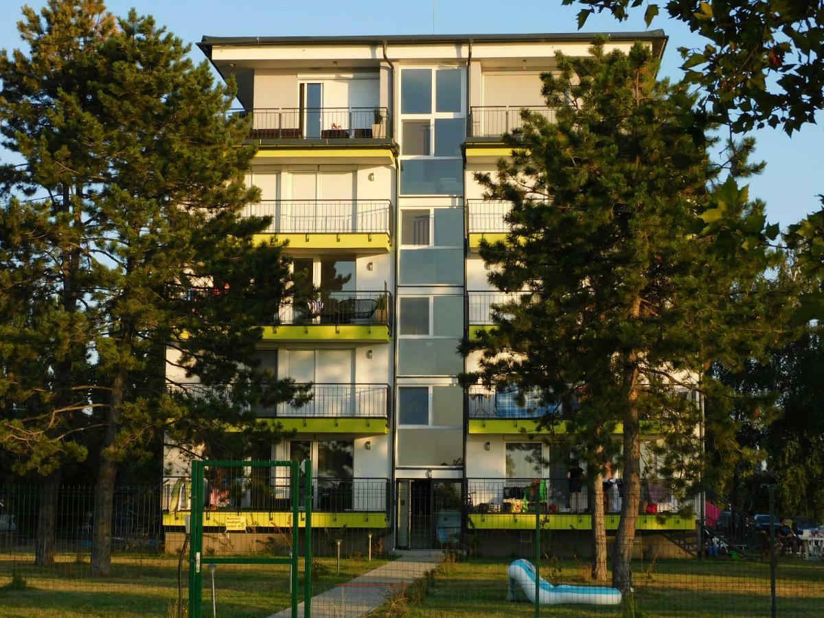 K&K Apartment Шіофок Екстер'єр фото